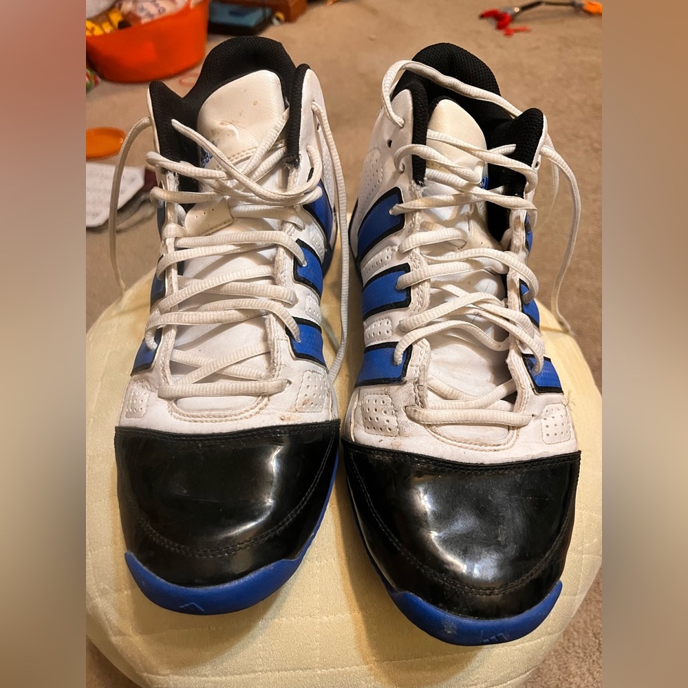 Adidas Men’s Basketball Shoes